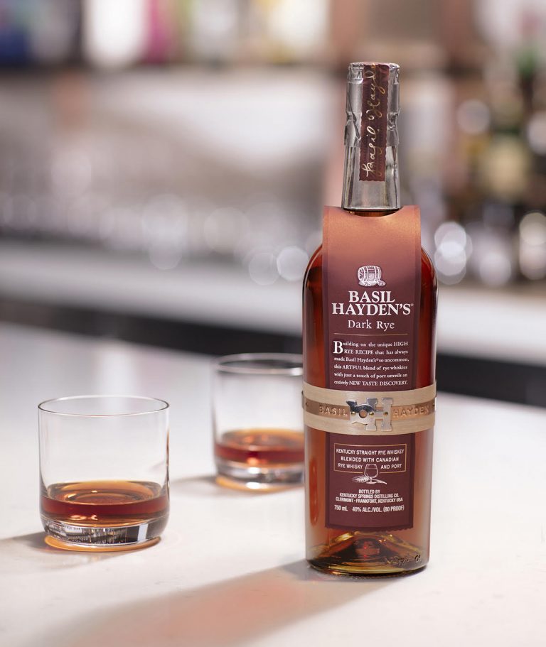 Basil Hayden's Dark Rye Whiskey
